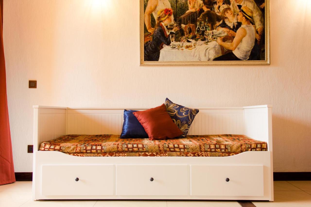 Hotel Bougainviller Кампала Екстериор снимка