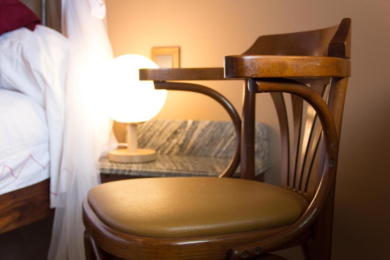 Hotel Bougainviller Кампала Екстериор снимка